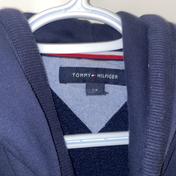 Mens Tommy Hilfiger sweater - Picture 3 of 3